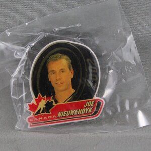 Team Canada Hockey Pin - 2002 Olympic Pin Joe Nieuwendyk - Celluloid Pin